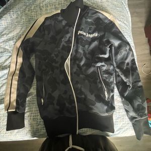 Wore once don’t need it no more….